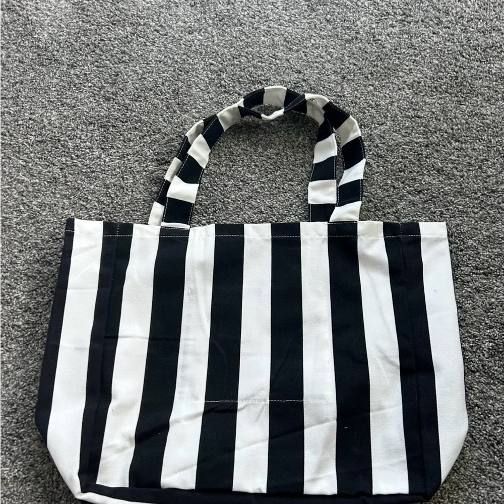 Kérastase Black and White Striped Tote Bag - Picture 2 of 2